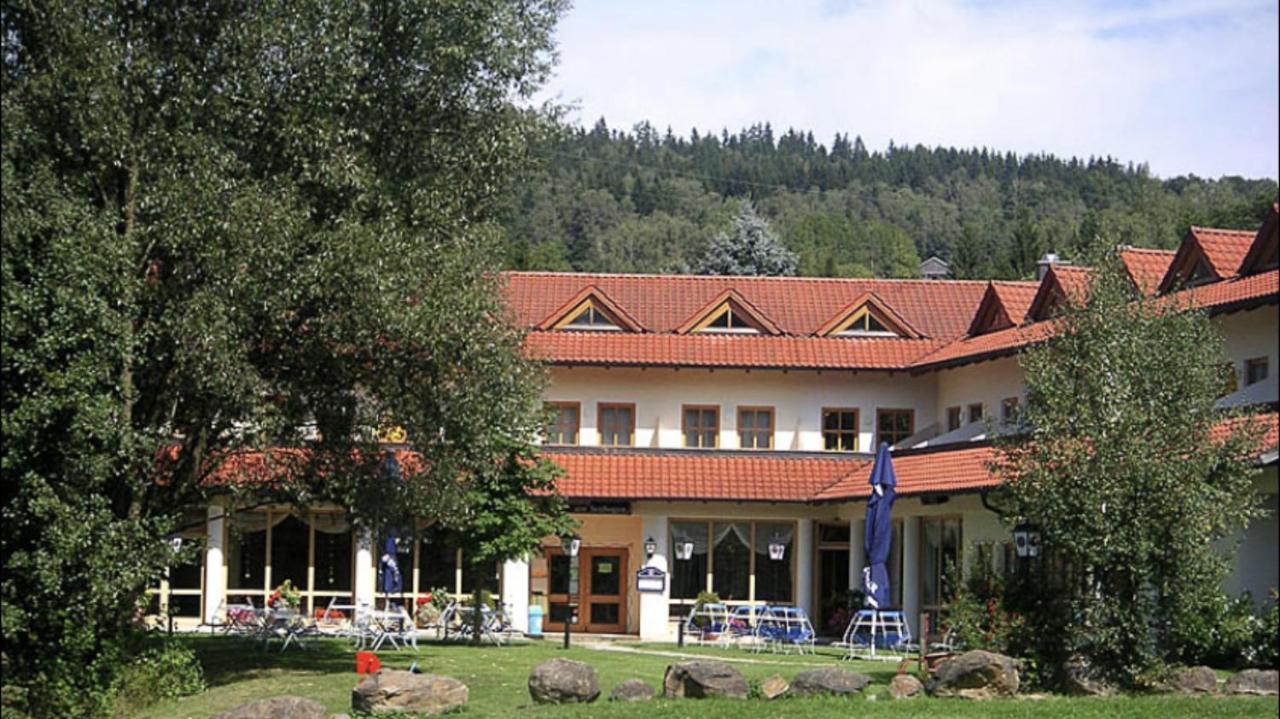 Feriendorf Am Hohen Bogen Haus 98 Eg Arrach Exteriér fotografie